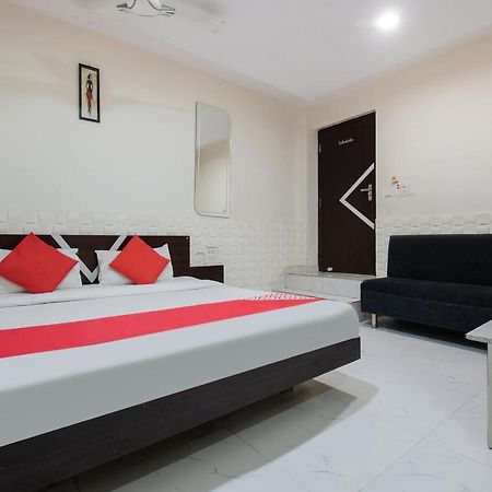 Oyo 44287 Hotel Aarav Plaza Muzaffarpur Luaran gambar