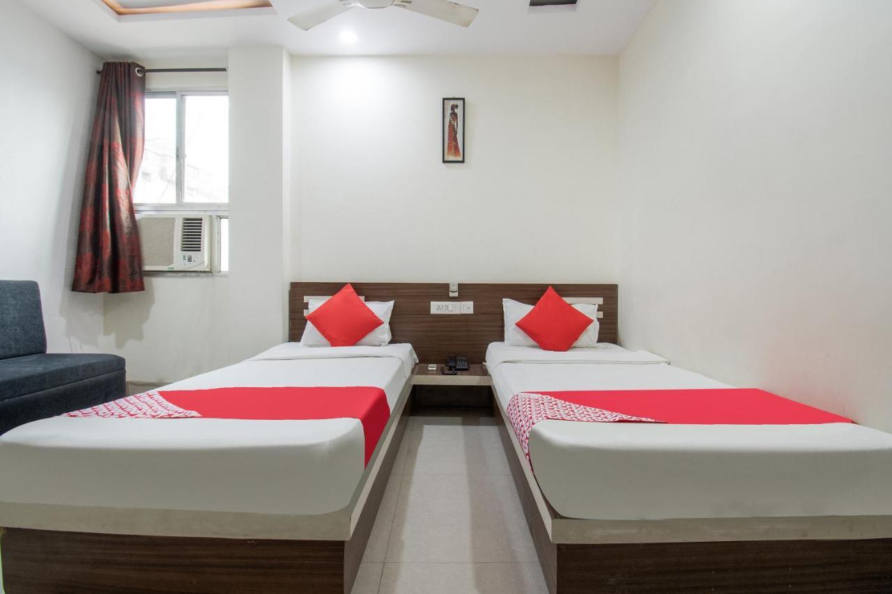 Oyo 44287 Hotel Aarav Plaza Muzaffarpur Luaran gambar