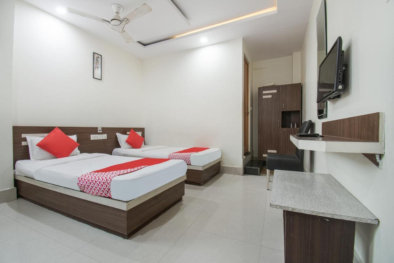 Oyo 44287 Hotel Aarav Plaza Muzaffarpur Luaran gambar